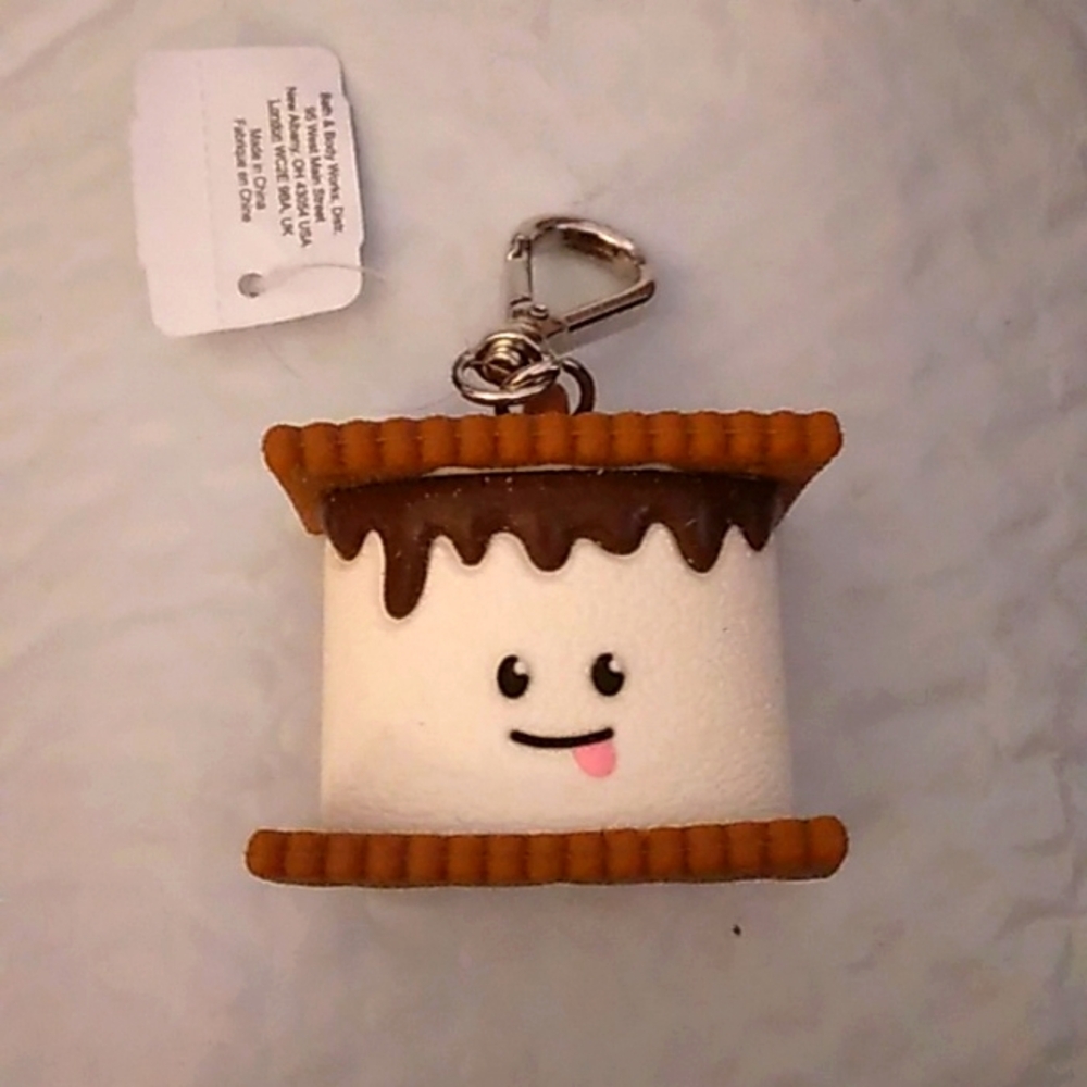 Bath and Body Works Cute S'mores Keychain